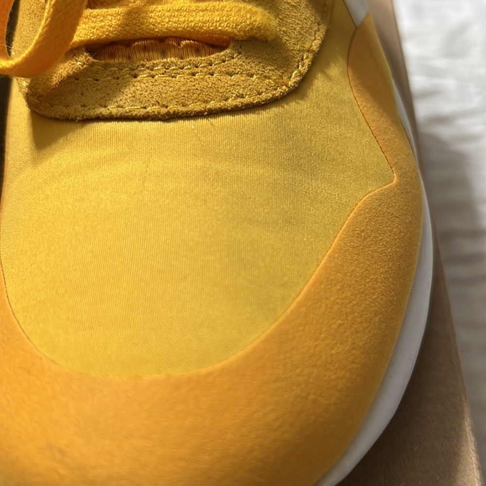 Used Womens Reebok classic size 8.5 - Picture 3 of 8